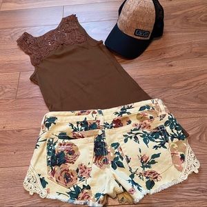 Old Navy Lace Trimmed Tank